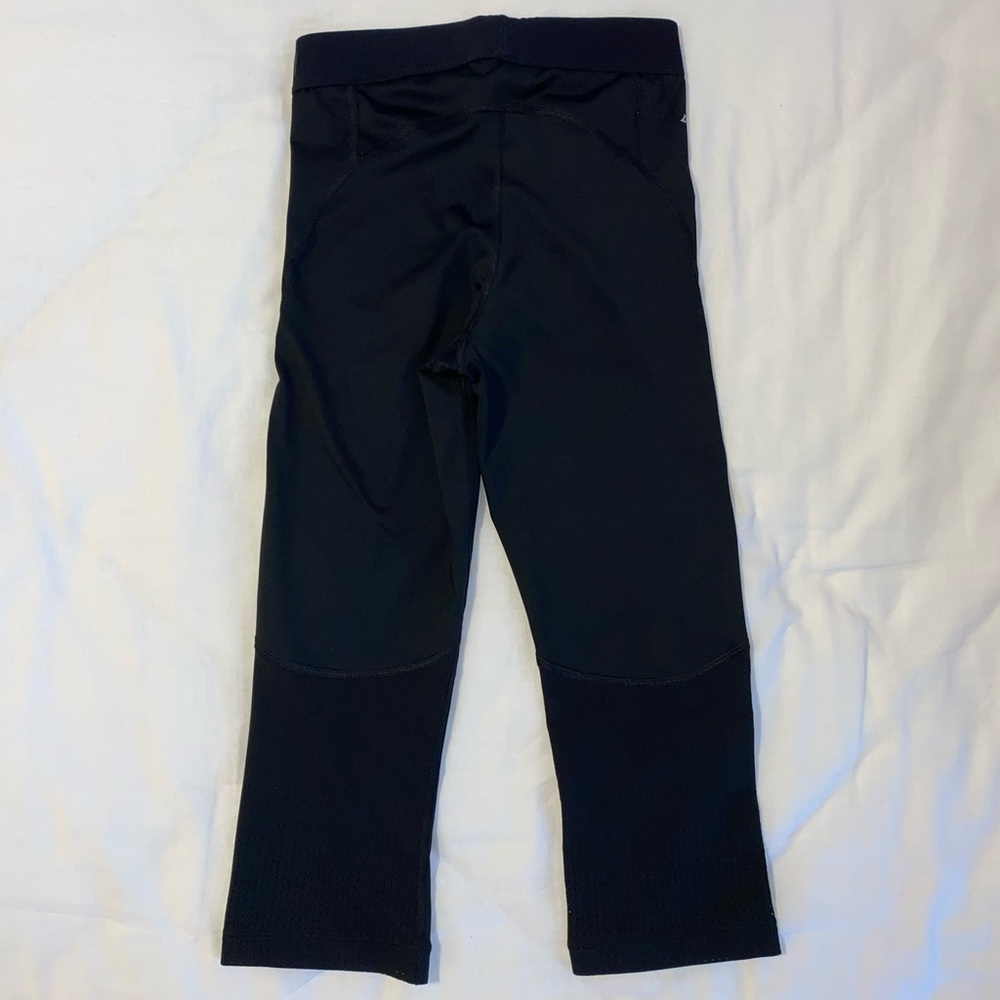Nike Pro Hypercool Training Capris - image 3
